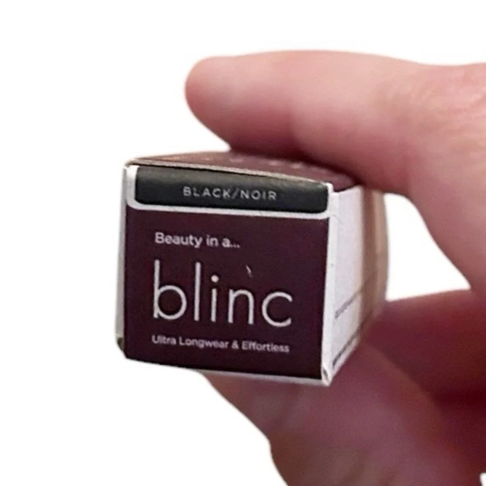 Blinc Micropoint Eyeliner Pen Black‎ 0.017 oz0.5 ml. Eyeliner
